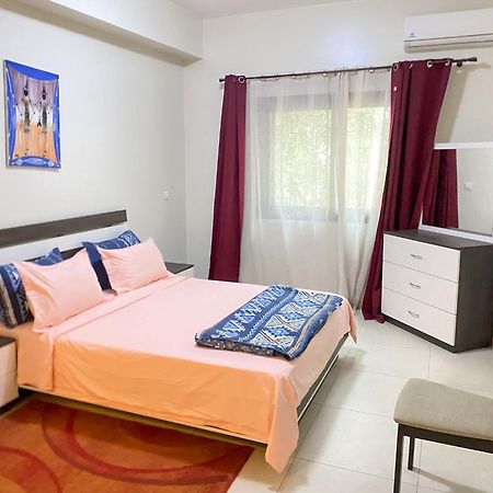 Appartement F3 Point E Cosy Et Spacieux Dakar Exterior foto